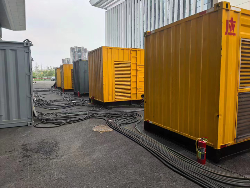 西青不同季节柴油发电机组保养有哪些注意事项？