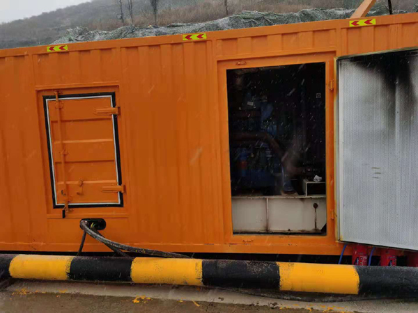 西青发电机出租 柴油发电机组电压低报警怎么办？