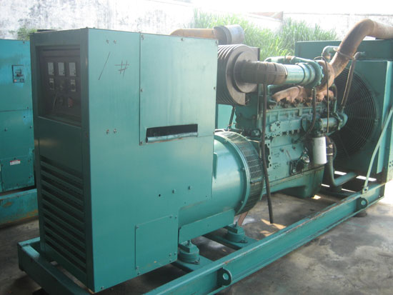 西青租赁发电机- 发电机碳刷磨损的原因是什么