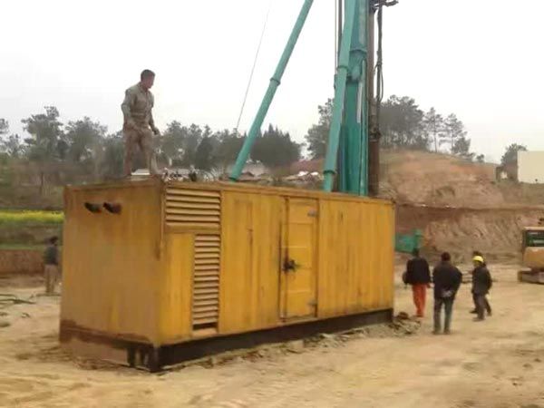 西青如何判断水冷式机油散热器密封件是否需要更换？